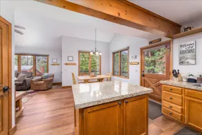 Perfect Family Cabin, Walking Distance to RMNP and the River in Aspen Brook + AC - Image 4