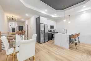 Spacious 3BDR Luxury Penthouse - Image 4