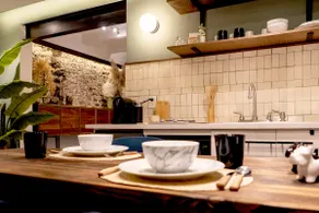 Superhost · Centro Studio | Casa Dos Cuervos - Image 3