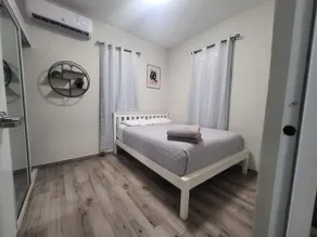 D'lujo Apartment #2 with A/C, Wi-Fi & Parking - Image 2