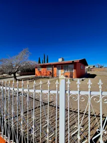 Complete Gated Home / 2 Bd / Cielo Vista Mall / Dl Sol Hos / i10 / - Image 2