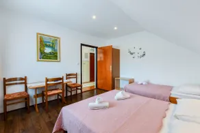 House Pavlic Plitvice Lakes -two bedroom apartment - Image 4