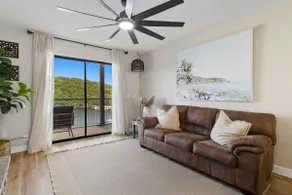 Waterfront Ozark Getaway - Image 4