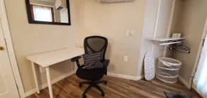 Cozy Studio w private entrance - Image 4
