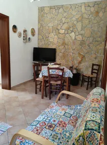 L'Azzurro Apartment - Image 4