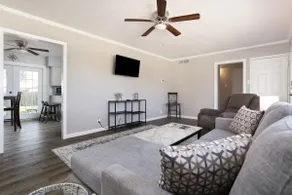 Home near Randolph AFB/San Antonio, TX - Image 4