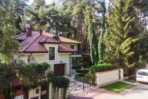 Luxury villa indoor pool Warsaw - Image 4