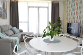 A8 Family apartment, central and modern - Image 2
