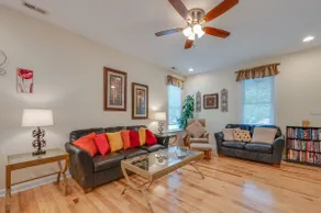 Two Classy Homes - Sleeps 20, Steps from the Beach - Image 2
