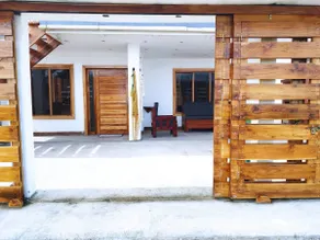 Beach house with access to the sea. - Image 3