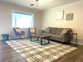 Private Pool, Game Room, King Bed, Sleeps 10, Baytown Home with WiFi & Parking - Image 2