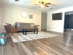 Private Pool, Game Room, King Bed, Sleeps 10, Baytown Home with WiFi & Parking - Image 4