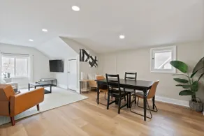 The Loft on 13th: Convenient 2-Bedroom Unit - Image 3