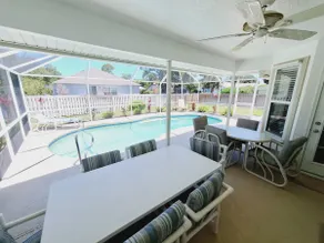☆☀︎❀Coastal Retreat! Heated Pool, Boat/RV Parking Double Lot, 3 miles to Beach! - Image 2