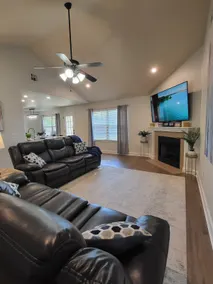 Pool Retreat OPEN this Wkend 3BR 2BA Near Food&Fun - Image 3