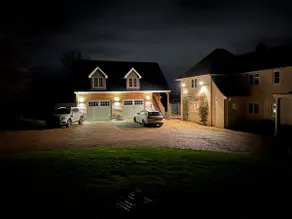 Peaceful private annexe with far-reaching views - Image 2