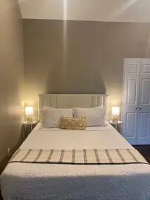 Moko Jumbie House - Indigo Suite - Image 5