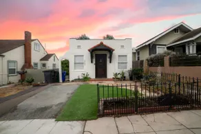 Hillcrest Cottage with City Views! - Image 3
