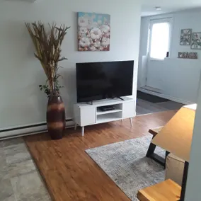 Cozy apt. with self check-in. - Image 4