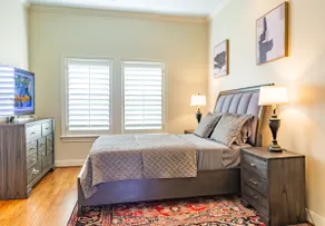 Luxe Houston Townhouse with Indoor Activities - Image 4