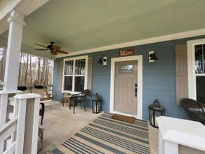 Tight Lines Waterfront Cottage - Image 3