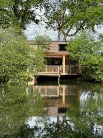 Luxury waterfront spa cabin, Nymphéa - Image 4