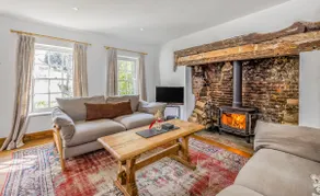 Charming Downland Cottage - Pass the Keys - Image 2