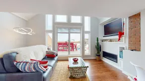 Deluxe oceanfront home sleeps 4 open concept - Image 3