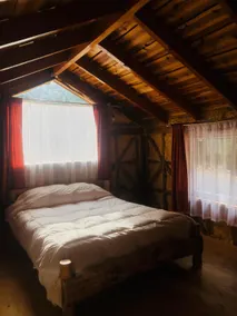 Cabin among waterfalls and hot springs - Image 2