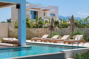 VillaLogari heated pool/jacuzzi/breakfast basket - Image 3