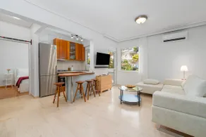 Minimal 1BD apt. in a quiet area near the centre - Image 2