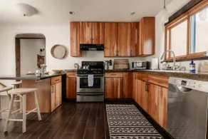 Dreamy Adobe Home: A Peaceful Retreat 1-6 Guests - Image 5