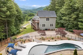 Mtn View Cabin Pvt Custom Heated Pool & Spa w/bsmt - Image 2