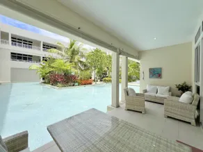 Amazing Townhouse Close to Beach and Restaurants - Image 3