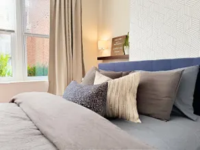Stunning 1BR Apt. in Historic Row Home w/ Parking - Image 3