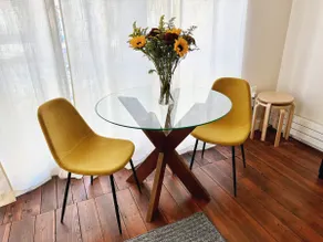 Stunning 1BR Apt. in Historic Row Home w/ Parking - Image 5