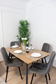 Modern Apartment with Free Private Parking in Timisoara - Image 3