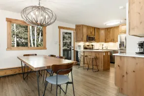 Entire duplex, 8bedrooms/4.5bath, 2 hot tubs - Image 4