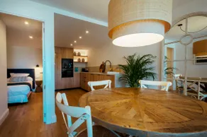 Luxury Premium Garden View - 2 bedroom apartment - Image 4