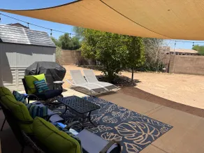 Spacious Beautiful Garden Hideaway w/Patio & Grill - Image 4