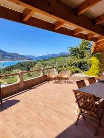 The spacious Panoramic 4 bedroom, large terrace, lake view - Image 2