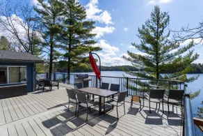 Muskoka Lakehouse w/ Sauna, Hot Tub & Waterfalls - Image 3