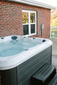 Red Brick Farm House - Image 4
