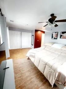 Spacious Retreat/15 Min NYC/Parking & Laundry/8 - Image 3