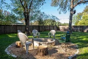 Stylish Group Retreat • Hot Tub • Game Room • Yard - Image 2