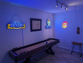 Stylish Group Retreat • Hot Tub • Game Room • Yard - Image 4