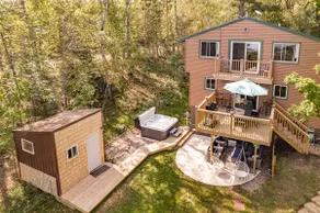 Lakefront Cabin, Hot Tub, Sauna, Games, Sleeps 8 - Image 2
