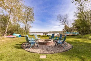 Lakefront Cabin, Hot Tub, Sauna, Games, Sleeps 8 - Image 5