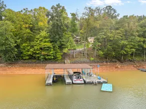 Lakefront Norris Retreat! 5BR/5.5BA - 2 Slip Dock - Image 4