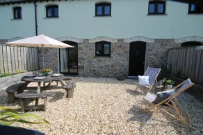 The Stable at Widemouth Bay - 2 bedroom cottage both rooms twin or king - Image 2